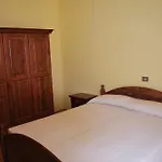 住宿加早餐酒店 Punto Di Ristoro Uttolo 3*