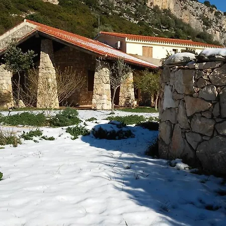 Punto Di Ristoro Uttolo Bed & Breakfast Baunei