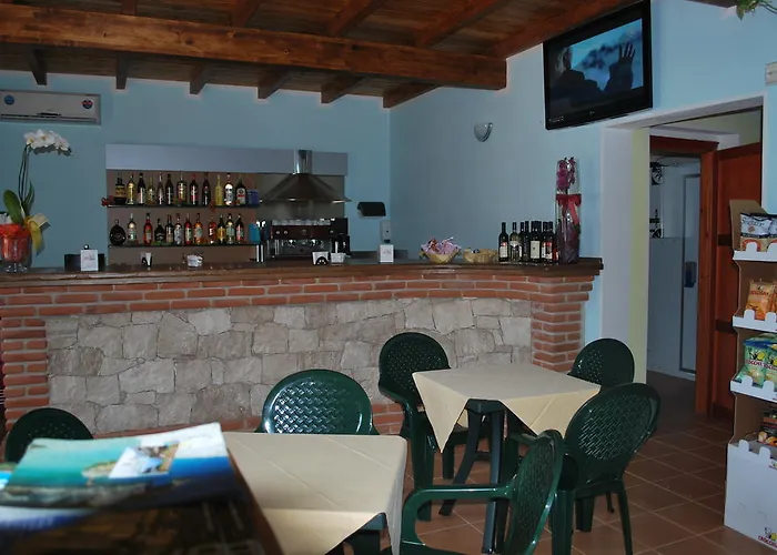 Couette-café Punto Di Ristoro Uttolo 3*