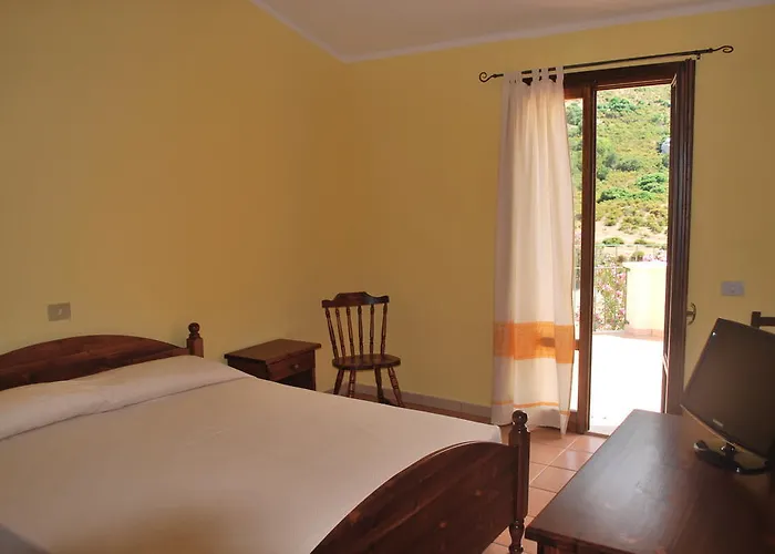 Couette-café Punto Di Ristoro Uttolo