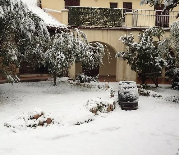 Couette-café Punto Di Ristoro Uttolo 3*